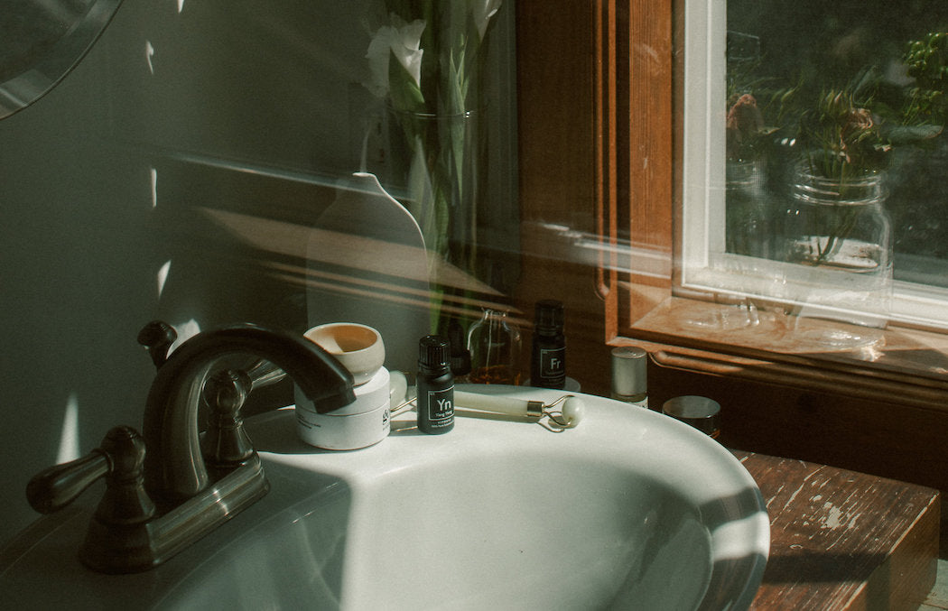 Fresh and Natural Toilet Deodorizer – Vitruvi US